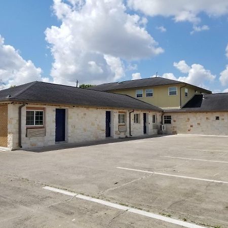 Lone Star Inn By Fairbridge Rosenberg Exterior foto